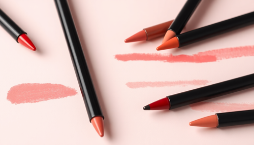 Essence 8h Matte Comfort Lipliner Swatches: Finde deinen perfekten Farbton