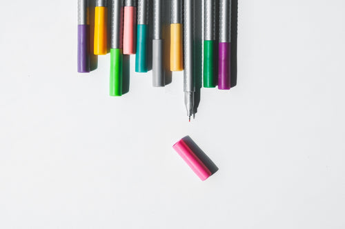 Achieve Long-Lasting Color with the Ultimate Waterproof Lip Liner Pen Set