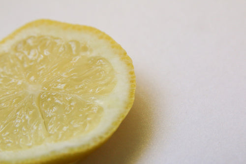 Top 5 Ways Lemon Balm Lip Ointment Can Transform Your Skincare Routine