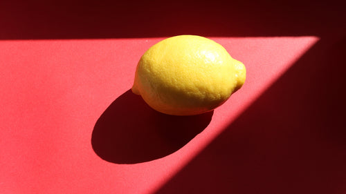 The Ultimate Guide to Choosing the Perfect Lip Balm with Lemon Balm