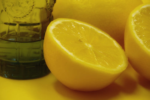 The Ultimate Guide to Using Lemon Lip Balm for Soft Smooth Lips