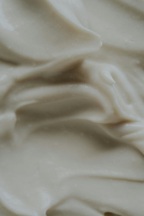 How to Perfectly Apply Summer Fridays Lip Balm Vanilla Beige for Long-Lasting Moisture