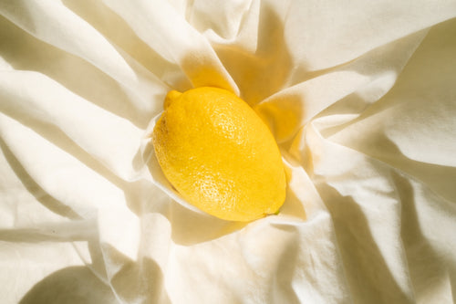 How Lemon Balm Lip Cream Can Transform Your Lip Care Routine