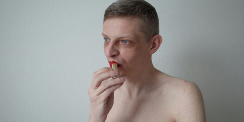 The Best Lip Balm for Guys: A Definitive 2025 Buying Guide