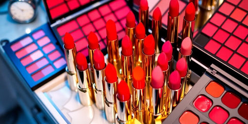 Unlock Your Creativity: The Ultimate Guide to Choosing the Perfect Lipstick Palette