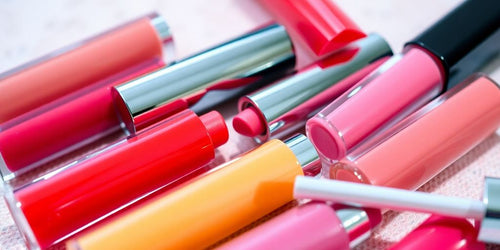 Top 10 Long Lasting Lip Glosses for All-Day Wear in 2024