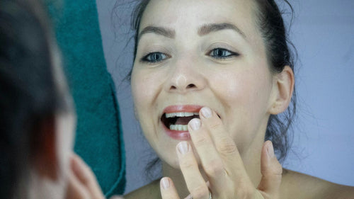 Achieve a Perfect Pout with Long-Lasting Lip Liner Stain