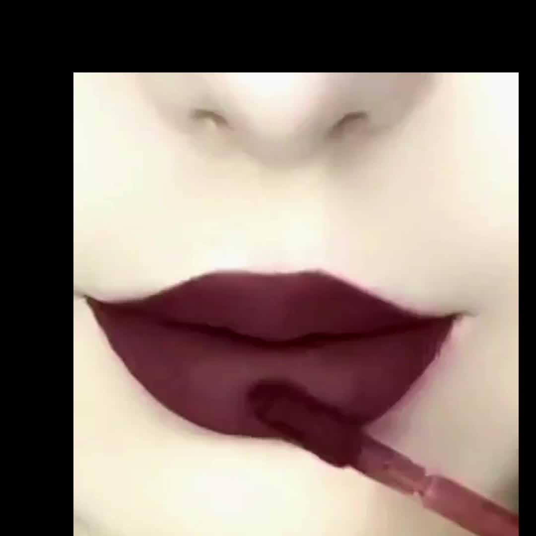 Dark Red Matte Liquid Lipstick - LIPOXI