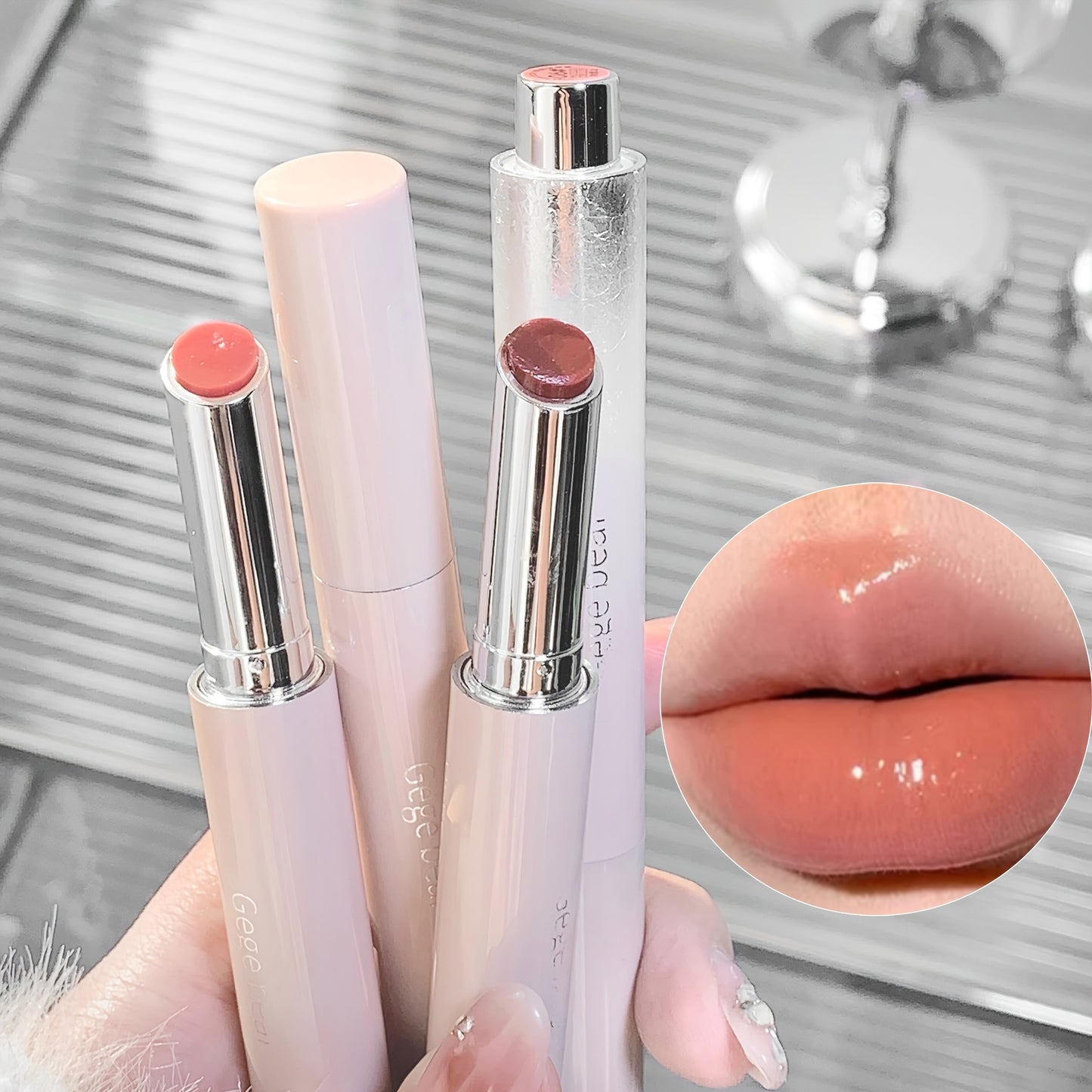 Clear Rotating Tinted Lip Balm - LIPOXI