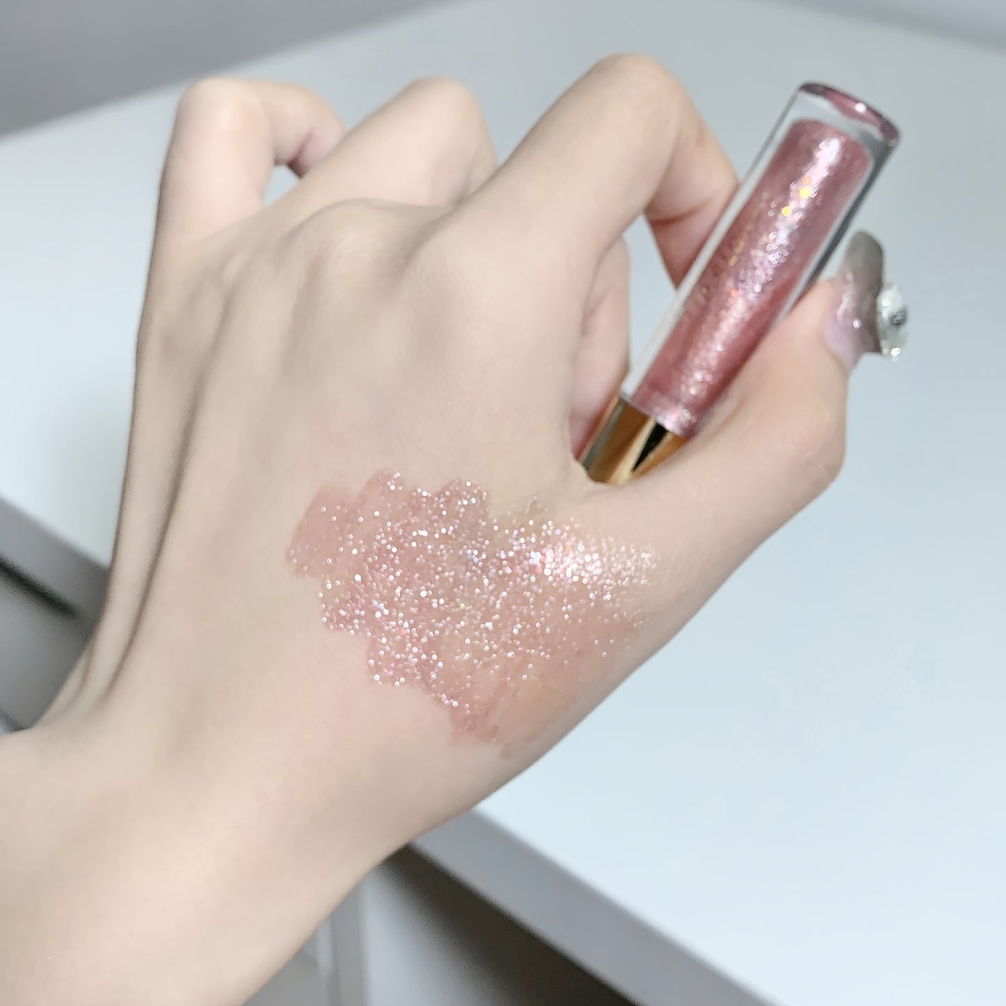 Sparkling Glitter Lip Gloss - LIPOXI