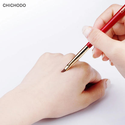 Luxurious Red Rose Eyeliner & Lip Brush - LIPOXI