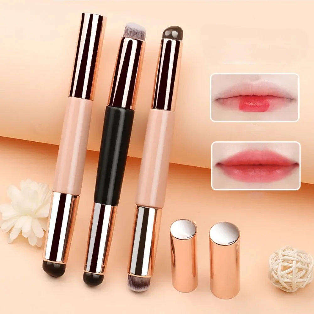 Silicone Lip Brush with Cover - LIPOXI