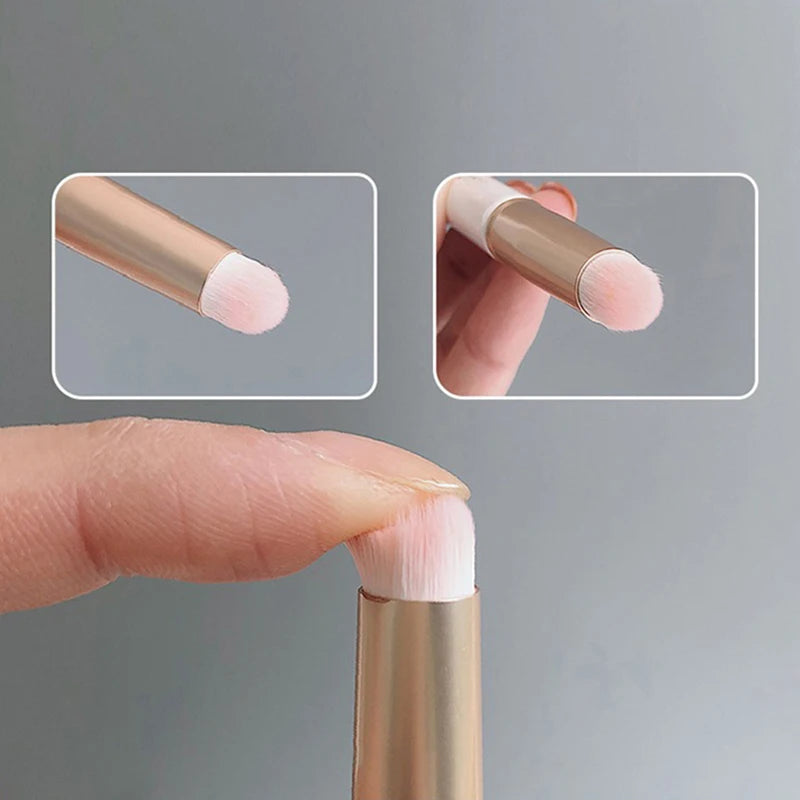 Precision Lip Brush with Cover - LIPOXI