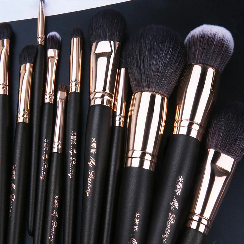 Makeup Brush Set for Flawless Eye & Lip Looks - LIPOXI