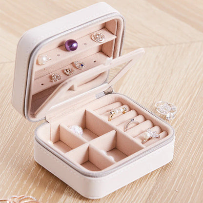 Mini Jewelry Organizer for On-the-Go Glam - LIPOXI